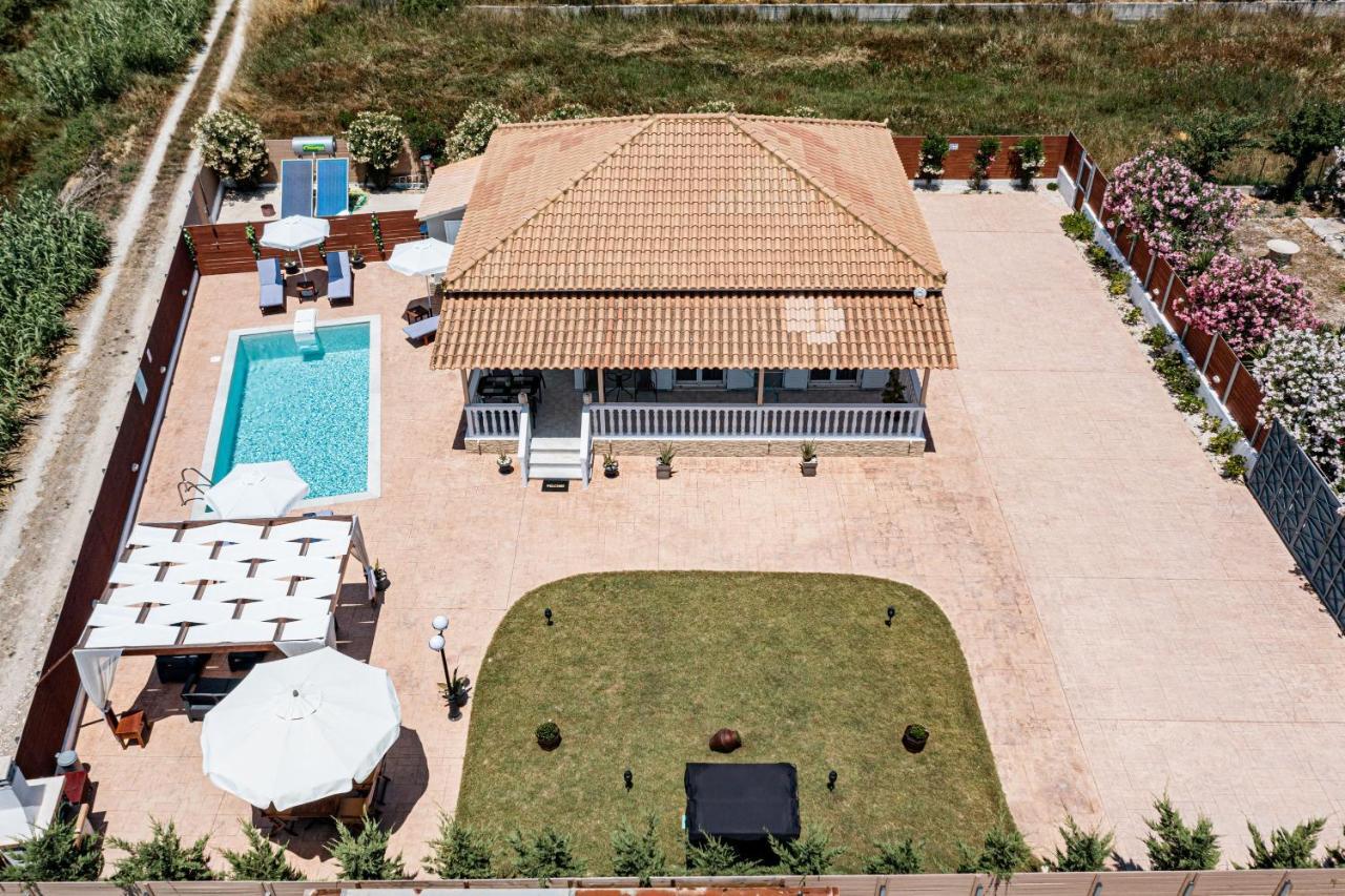 Blossom Villa لاغاناس المظهر الخارجي الصورة