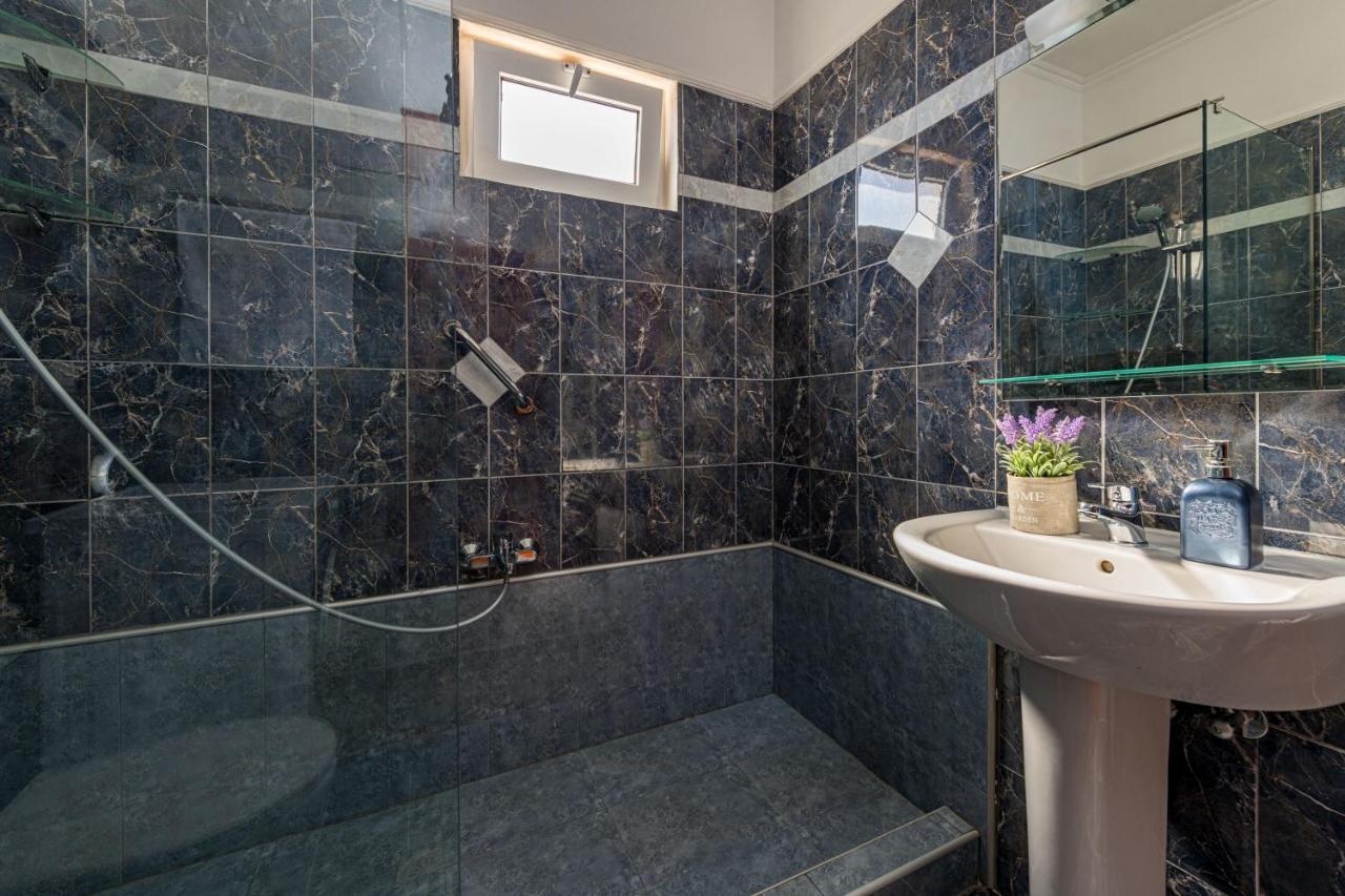 Blossom Villa لاغاناس المظهر الخارجي الصورة